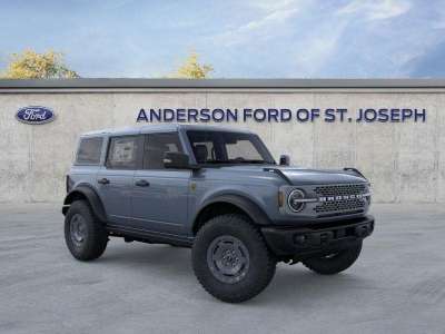 New 2025 Ford Bronco for sale in St. Joseph MO