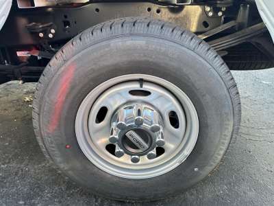 New 2025 Ford Super Duty F-350 XL Crew Cab Truck for sale in St. Joseph MO