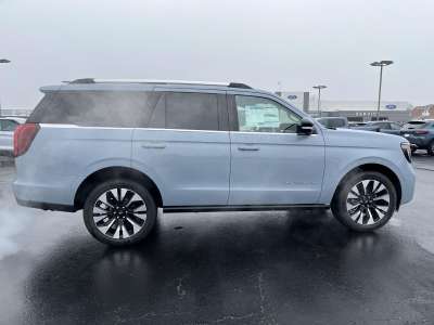 New 2025 Ford Expedition Platinum SUV/Crossover for sale in St. Joseph MO