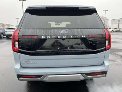 New 2025 Ford Expedition Platinum SUV/Crossover for sale in St. Joseph MO