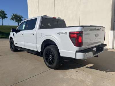 New 2025 Ford F-150 XLT Crew Cab Truck for sale in St. Joseph MO