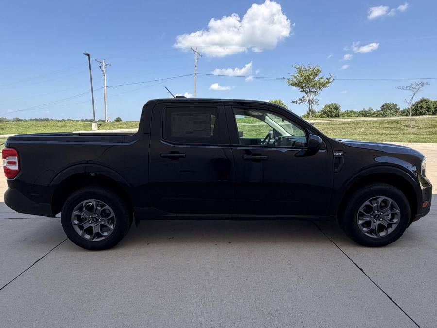 New 2026 Ford Maverick for sale in St. Joseph MO