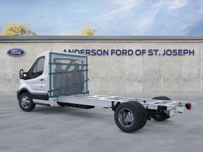 New 2025 Ford Transit Cutaway for sale in St. Joseph MO