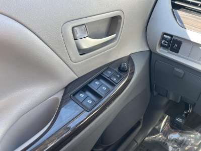 Used 2020 Toyota Sienna for sale in St. Joseph MO