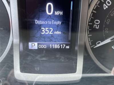 Used 2018 Toyota Tacoma SR5 V6 Double Cab Truck for sale in St. Joseph MO