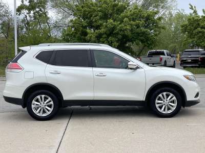 Used 2016 Nissan Rogue SV SUV/Crossover for sale in St. Joseph MO