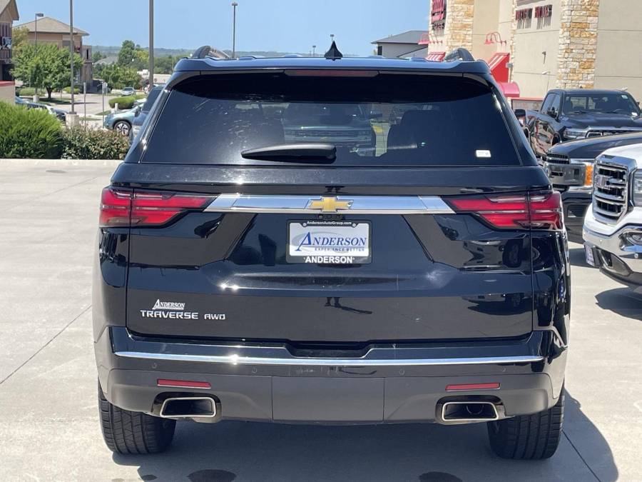 Used 2023 Chevrolet Traverse for sale in St. Joseph MO