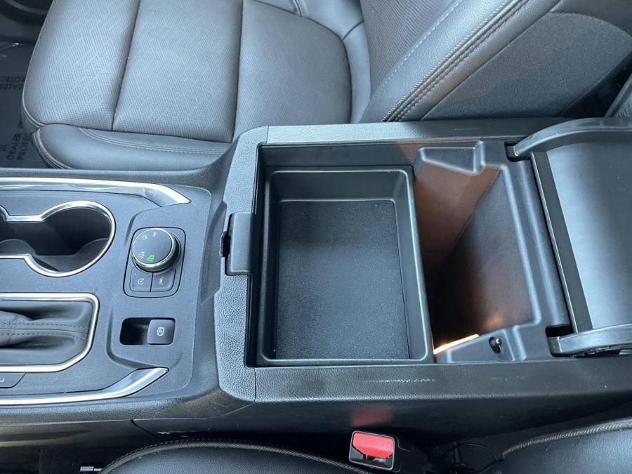 Used 2023 Chevrolet Traverse for sale in St. Joseph MO