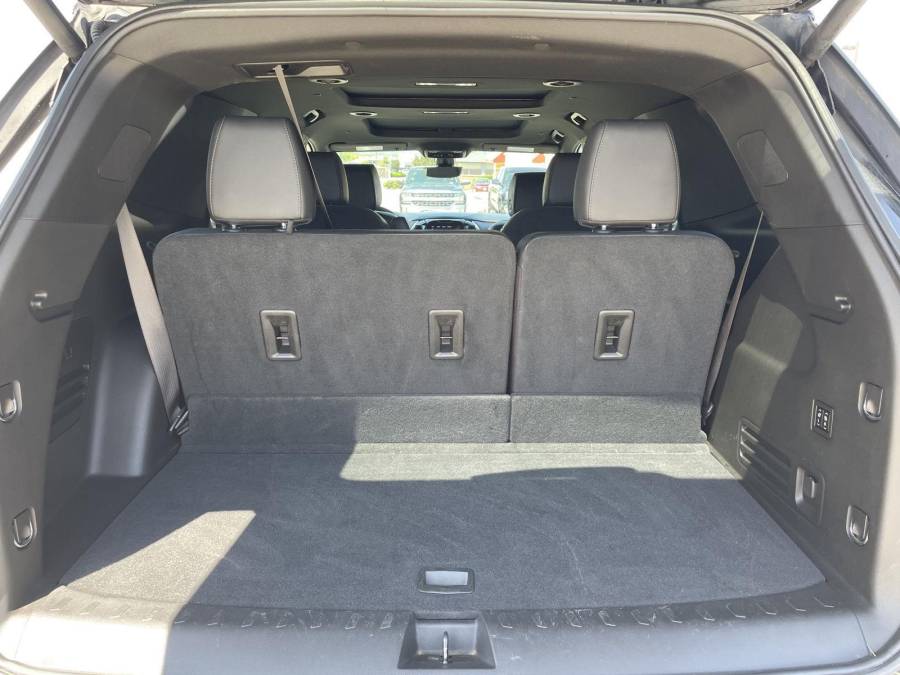 Used 2023 Chevrolet Traverse for sale in St. Joseph MO