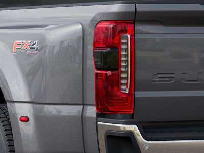 New 2027 Ford Super Duty F-450 DRW for sale in St. Joseph MO