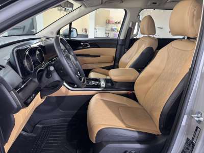 Used 2024 Kia Carnival for sale in Grand Island NE