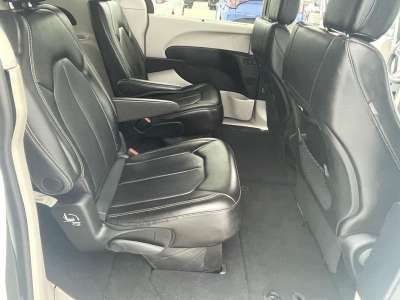 Used 2024 Chrysler Pacifica for sale in Grand Island NE