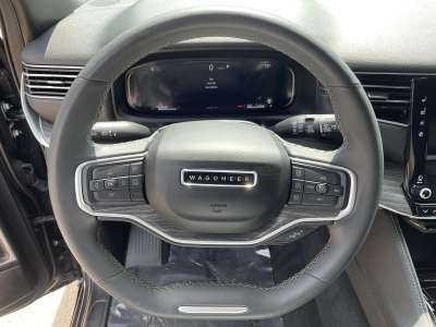 Used 2024 Jeep Wagoneer for sale in Grand Island NE