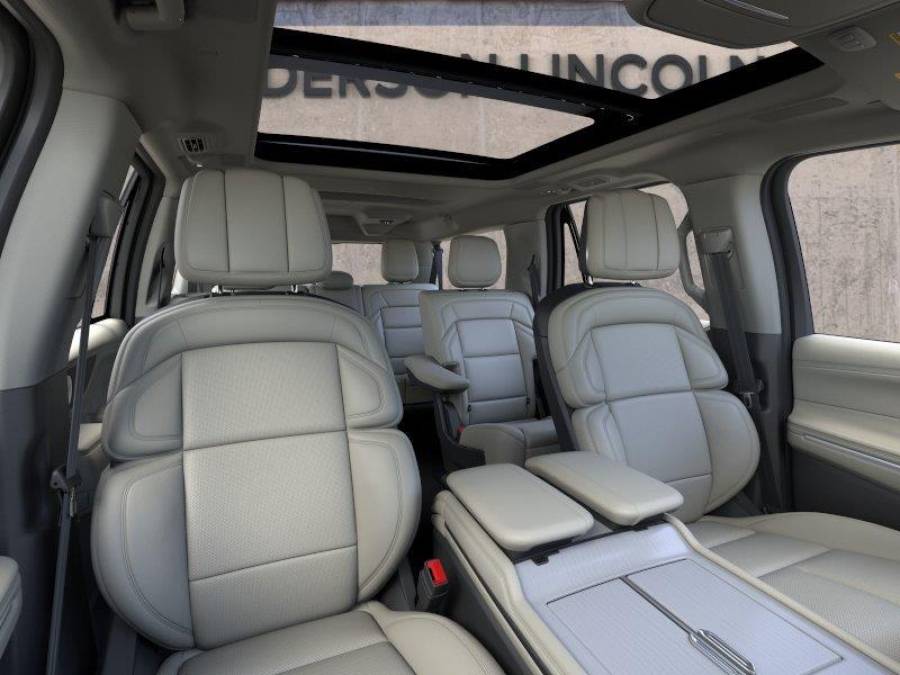 New 2026 Lincoln Navigator L for sale in Lincoln NE