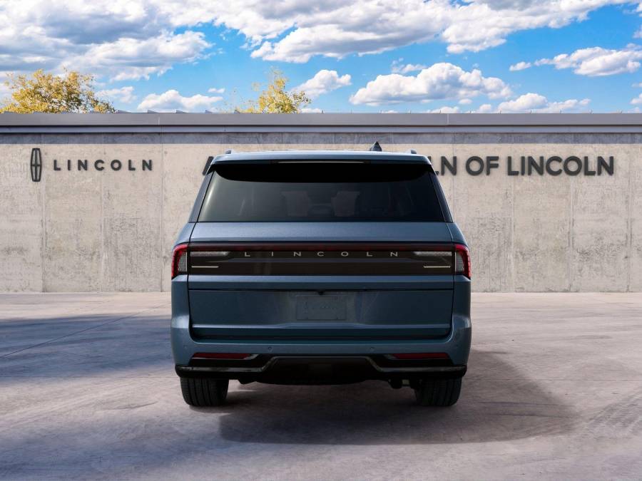 New 2027 Lincoln Navigator L for sale in Lincoln NE