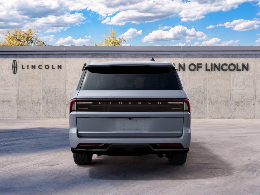 New 2027 Lincoln Navigator L for sale in Lincoln NE