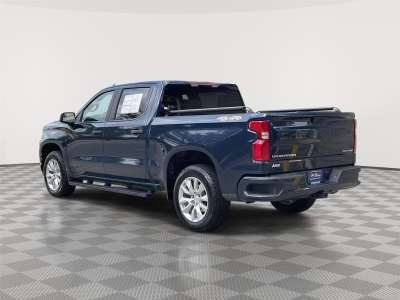 Used 2021 Chevrolet Silverado 1500 Custom Crew Cab Truck for sale in Lincoln NE Used 2021 Chevrolet Silverado 1500 Custom Crew Cab Truck for sale in Lincoln NE