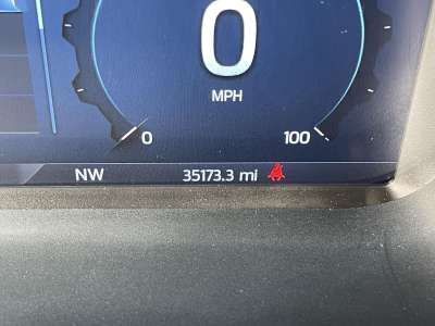 Used 2024 Ford Super Duty F-350 Lariat Crew Cab Truck for sale in Lincoln NE Used 2024 Ford Super Duty F-350 Lariat Crew Cab Truck for sale in Lincoln NE