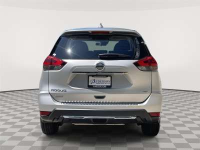 Used 2020 Nissan Rogue S SUV/Crossover for sale in Lincoln NE Used 2020 Nissan Rogue S SUV/Crossover for sale in Lincoln NE