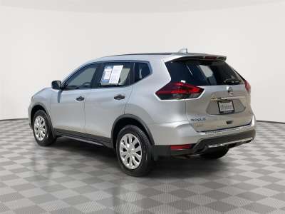 Used 2020 Nissan Rogue S SUV/Crossover for sale in Lincoln NE Used 2020 Nissan Rogue S SUV/Crossover for sale in Lincoln NE