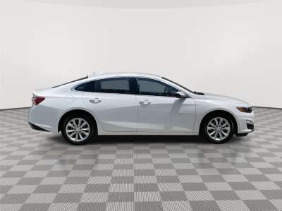 Used 2020 Chevrolet Malibu LT Sedan for sale in Lincoln NE Used 2020 Chevrolet Malibu LT Sedan for sale in Lincoln NE