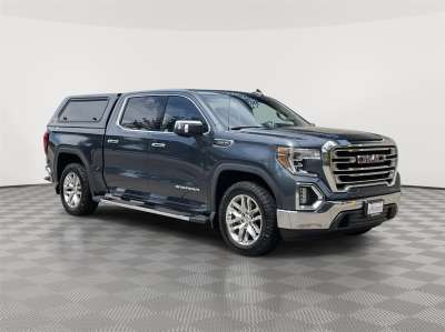 Used 2019 GMC Sierra 1500 SLT Crew Cab Truck for sale in Lincoln NE Used 2019 GMC Sierra 1500 SLT Crew Cab Truck for sale in Lincoln NE