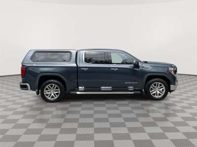 Used 2019 GMC Sierra 1500 SLT Crew Cab Truck for sale in Lincoln NE Used 2019 GMC Sierra 1500 SLT Crew Cab Truck for sale in Lincoln NE