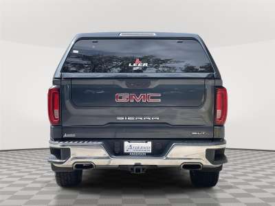 Used 2019 GMC Sierra 1500 SLT Crew Cab Truck for sale in Lincoln NE Used 2019 GMC Sierra 1500 SLT Crew Cab Truck for sale in Lincoln NE