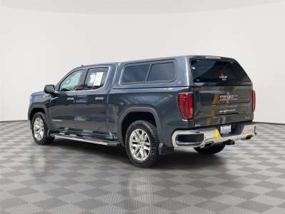 Used 2019 GMC Sierra 1500 SLT Crew Cab Truck for sale in Lincoln NE Used 2019 GMC Sierra 1500 SLT Crew Cab Truck for sale in Lincoln NE