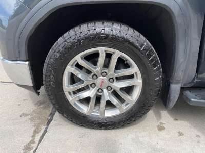 Used 2019 GMC Sierra 1500 SLT Crew Cab Truck for sale in Lincoln NE Used 2019 GMC Sierra 1500 SLT Crew Cab Truck for sale in Lincoln NE