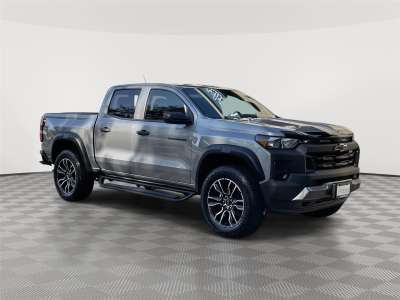 Used 2024 Chevrolet Colorado 4WD Trail Boss Crew Cab Truck for sale in Lincoln NE Used 2024 Chevrolet Colorado 4WD Trail Boss Crew Cab Truck for sale in Lincoln NE