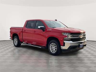 Used 2022 Chevrolet Silverado 1500 LTD LT Crew Cab Truck for sale in Lincoln NE Used 2022 Chevrolet Silverado 1500 LTD LT Crew Cab Truck for sale in Lincoln NE