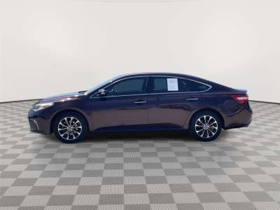 Used 2018 Toyota Avalon XLE Sedan for sale in Lincoln NE Used 2018 Toyota Avalon XLE Sedan for sale in Lincoln NE