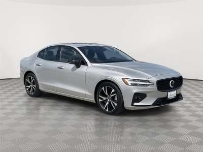 Used 2025 Volvo S60 Core Sedan for sale in Lincoln NE Used 2025 Volvo S60 Core Sedan for sale in Lincoln NE