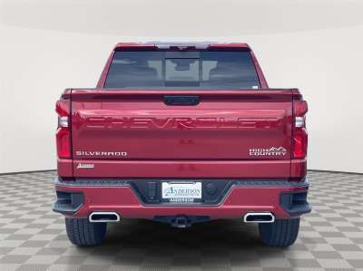 Used 2024 Chevrolet Silverado 1500 High Country Crew Cab Truck for sale in Lincoln NE Used 2024 Chevrolet Silverado 1500 High Country Crew Cab Truck for sale in Lincoln NE