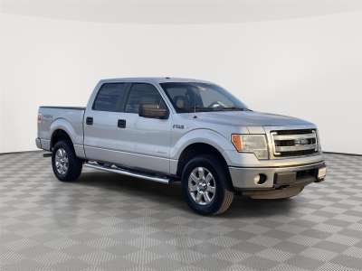 Used 2014 Ford F-150 XLT Crew Cab Truck for sale in Lincoln NE Used 2014 Ford F-150 XLT Crew Cab Truck for sale in Lincoln NE