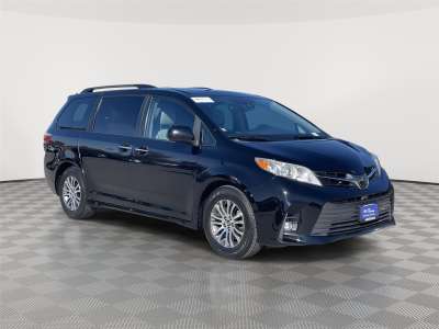Used 2020 Toyota Sienna XLE Auto Access Seat Mini-van for sale in Lincoln NE Used 2020 Toyota Sienna XLE Auto Access Seat Mini-van for sale in Lincoln NE
