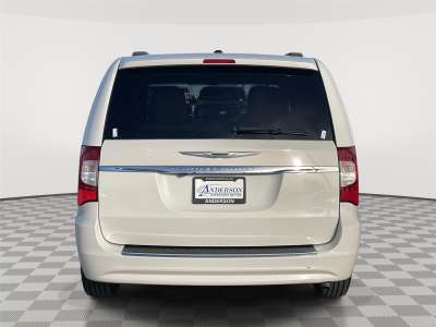 Used 2013 Chrysler Town and Country Touring Minivan for sale in Lincoln NE Used 2013 Chrysler Town and Country Touring Minivan for sale in Lincoln NE