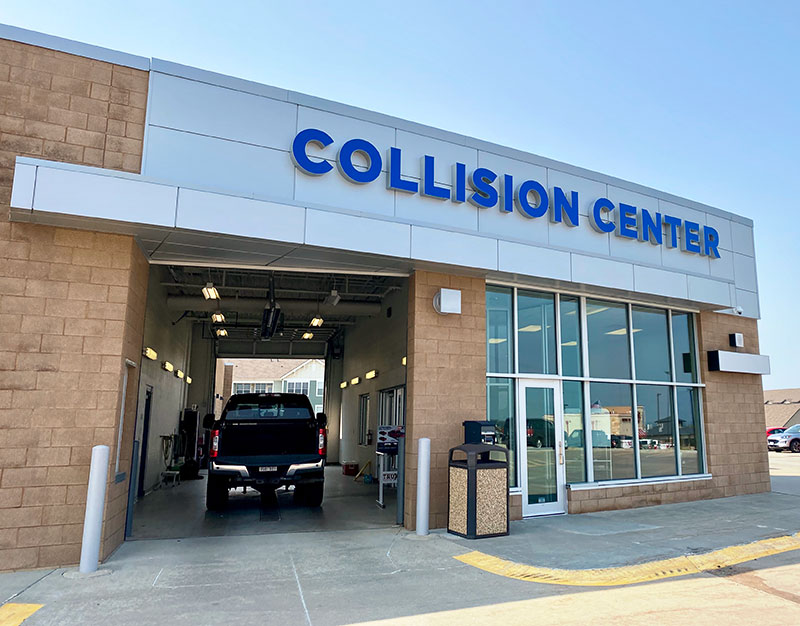 CARSTAR Anderson Collision-South body shop in Lincoln, Nebraska