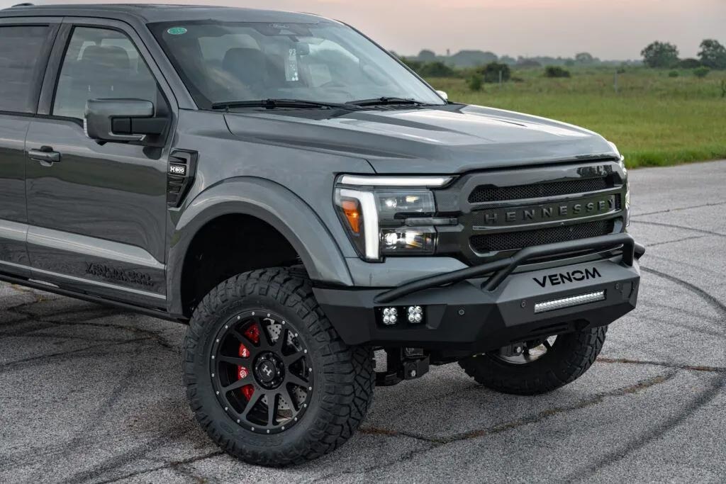 The Hennessey VENOM 800 Lifted package