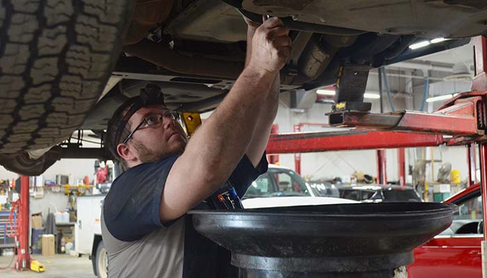 Oil Filter and Inspection St Joseph MO